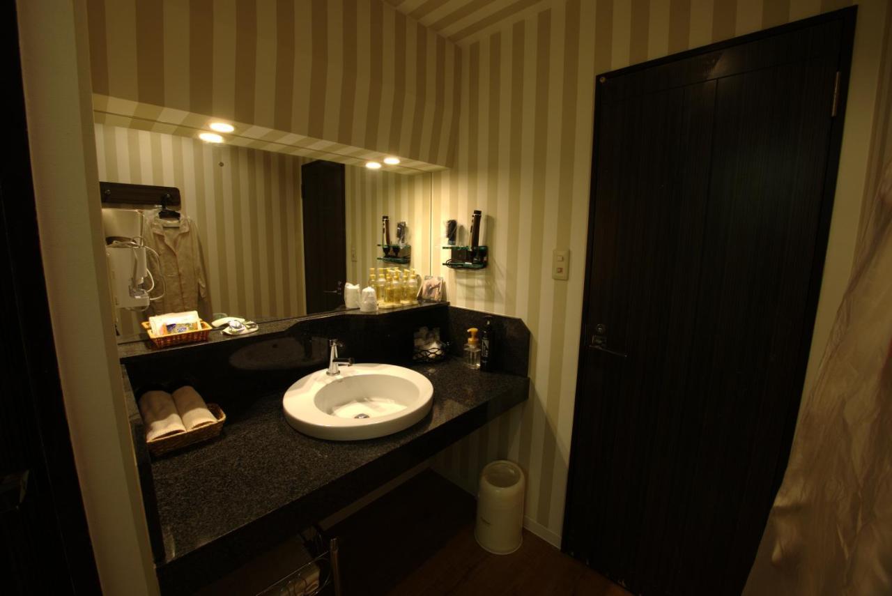 Hotel Allure (Adults Only) Nagoya Buitenkant foto