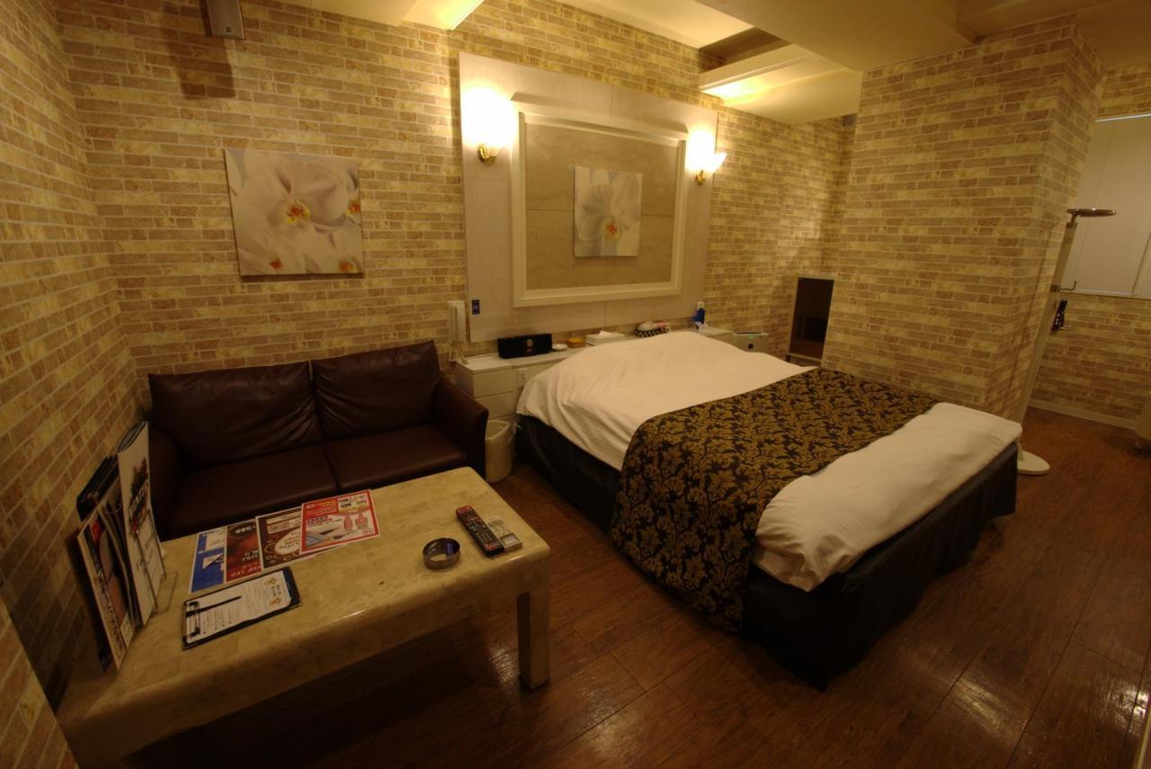 Hotel Allure (Adults Only) Nagoya Buitenkant foto