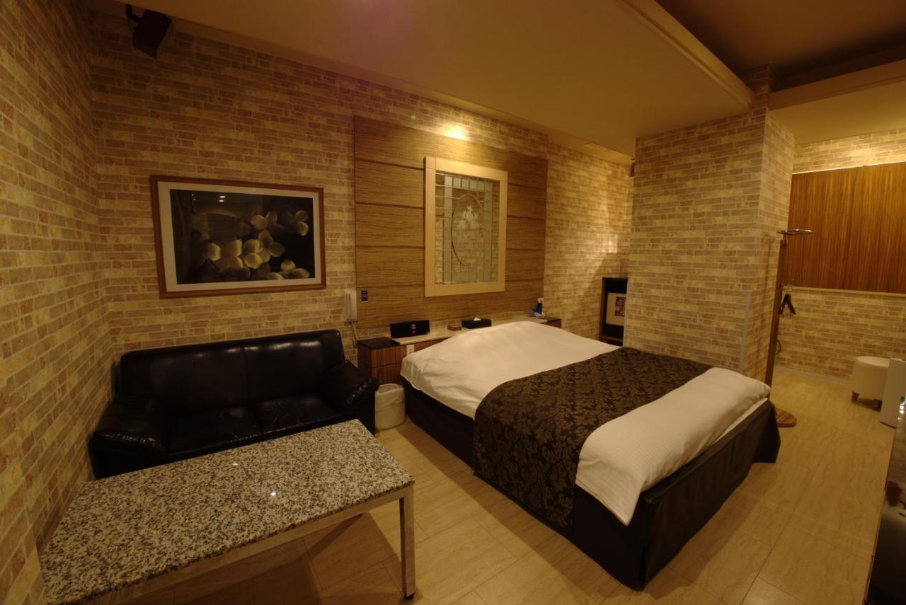Hotel Allure (Adults Only) Nagoya Buitenkant foto