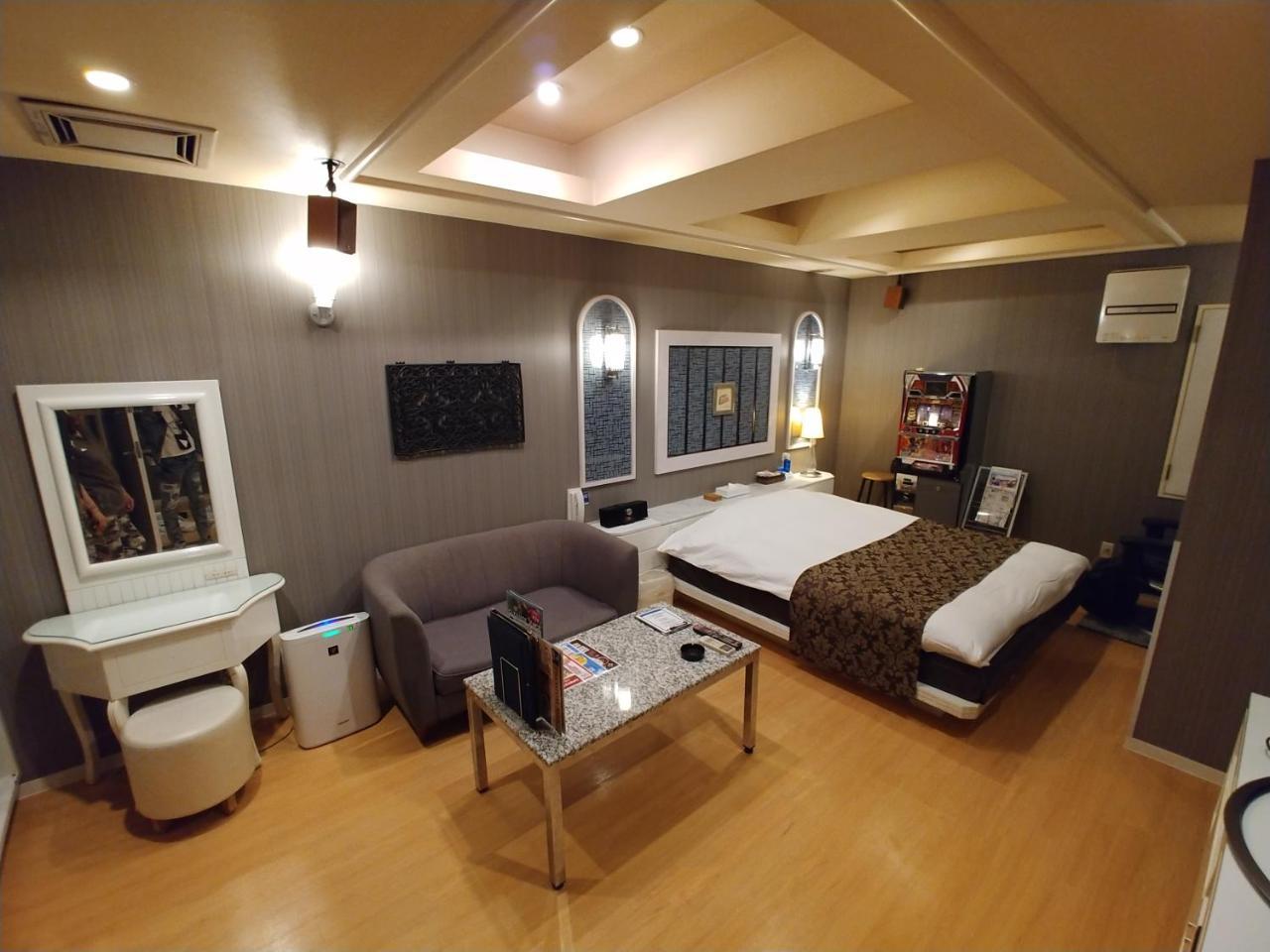 Hotel Allure (Adults Only) Nagoya Buitenkant foto