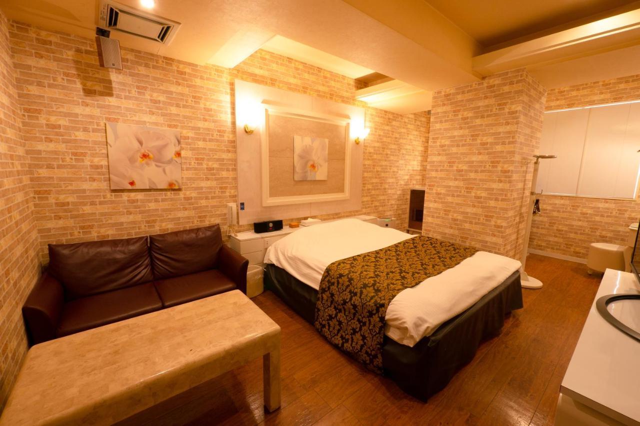 Hotel Allure (Adults Only) Nagoya Buitenkant foto